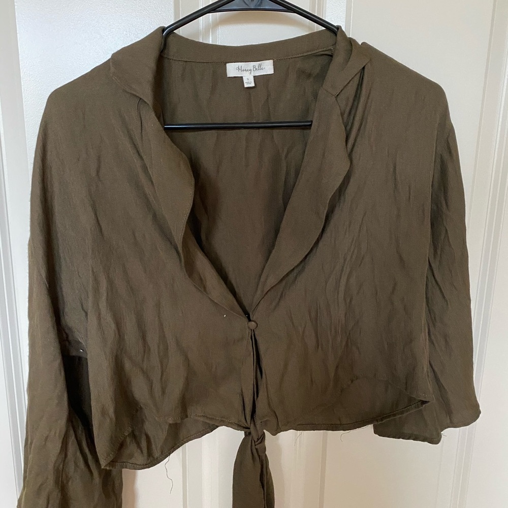 Crop, front tie bell sleeve top